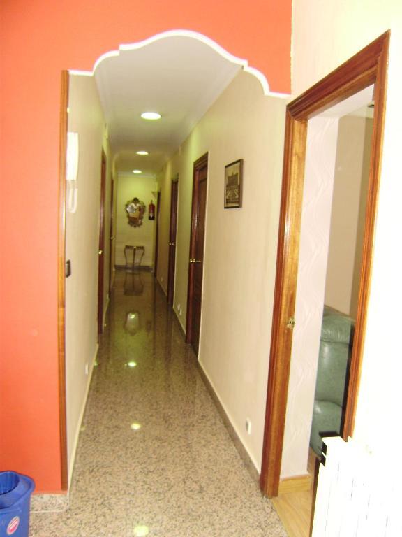 Hostal Miguel Angel Мадрид Екстер'єр фото